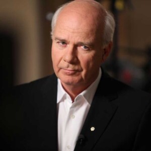 Peter Mansbridge headshot