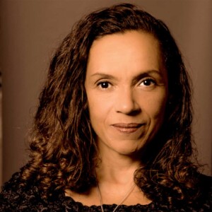 Andrea Thompson headshot