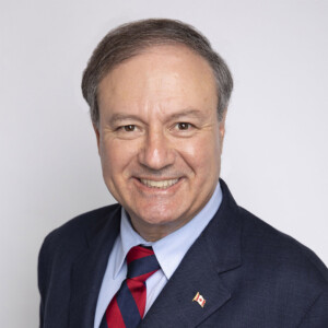 Marcel Wieder headshot